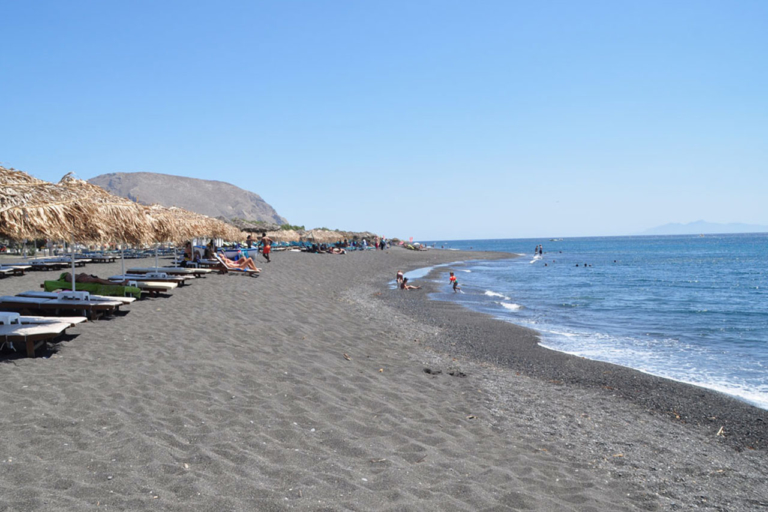 Wedding coordination / Wedding planners
Santorini Perivolos 768x512